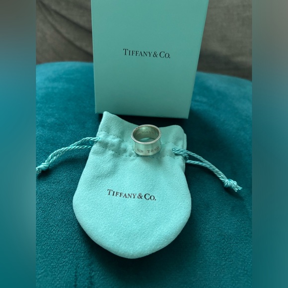 Tiffany and Co. 1837 Wide Silver Ring 925 - Picture 4 of 5